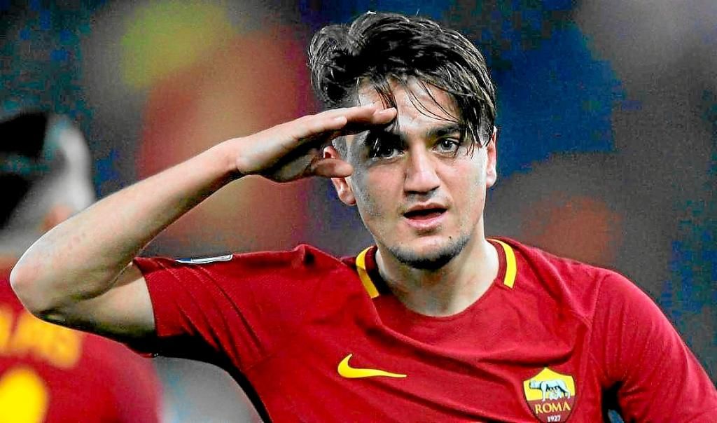 La Roma duda qué hacer con Ünder, con Monchi al acecho