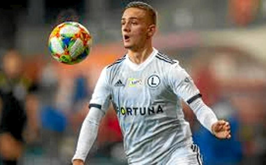 Karbownik gusta también al Nápoles