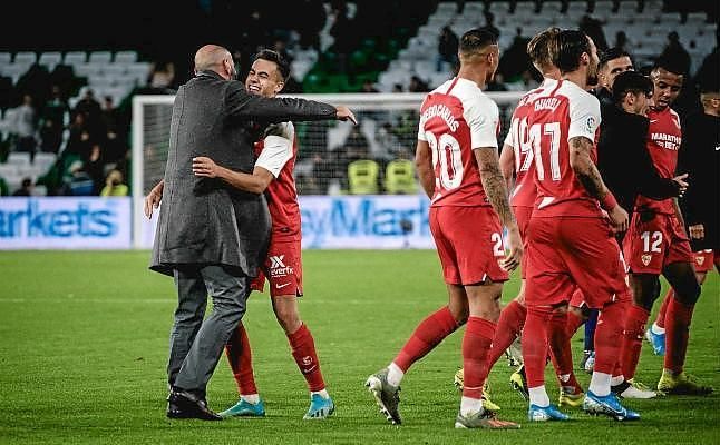 Reguilón: "¿Favorito para el derbi? Lo mejor es responder en el campo"