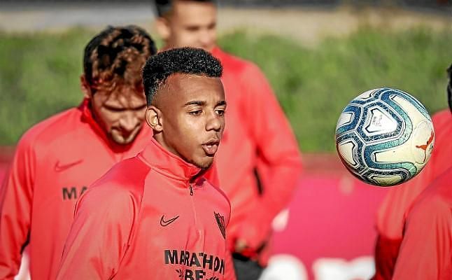 Koundé mira más allá del derbi... a la Champions