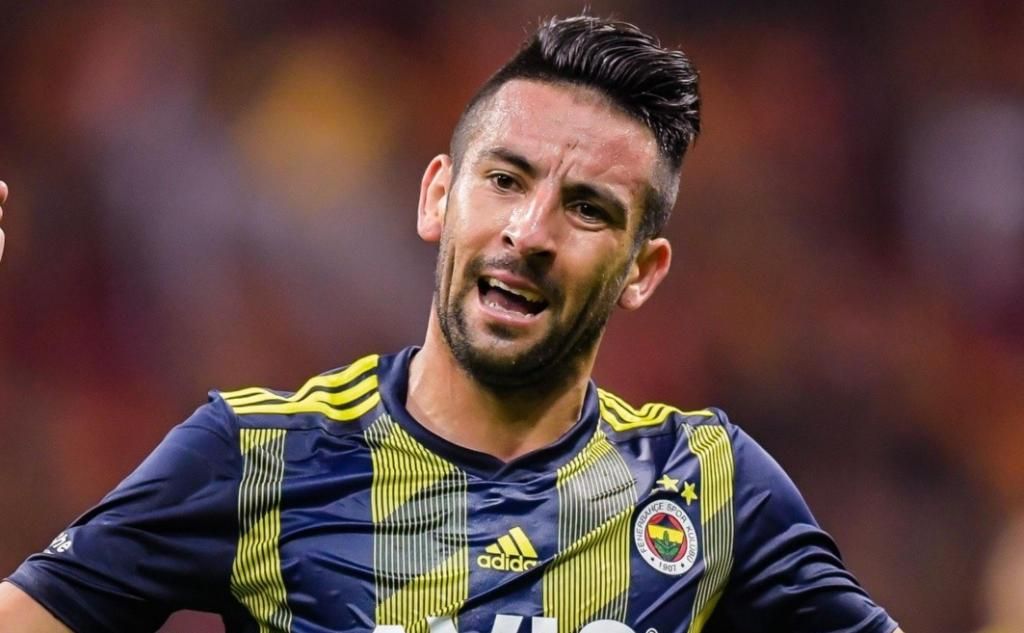 El Betis mueve ficha y ya ofertó por Mauricio Isla