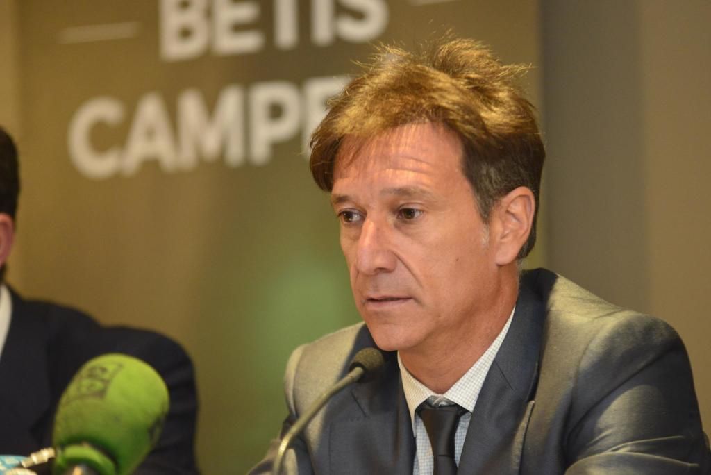 Alfonso: "Este año, otro fracaso del Betis y la afición ya está cansada"