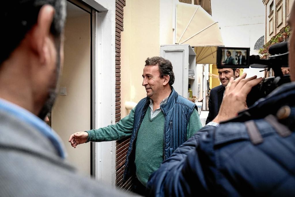 López Catalán se defiende y lanza un 'dardo' a Serra