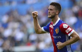 Van Wolfswinkel vuelve por sus fueros tras estar al borde de la muerte