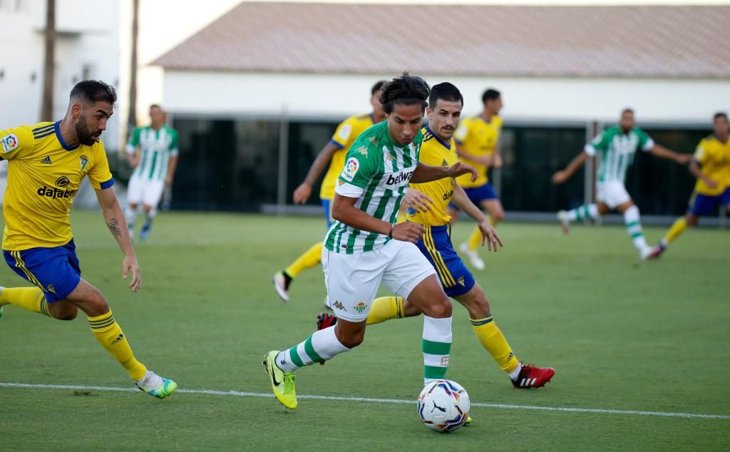 Real Betis-Cádiz (1-0): Juanmi pone el broche al estreno de Pellegrini