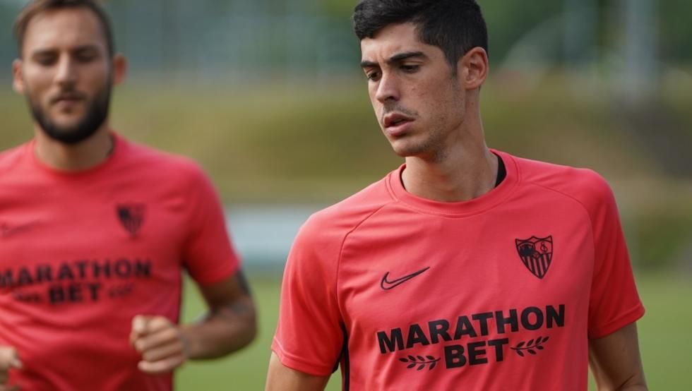 El 'no' de Mariano abre una rendija a Carlos Fernández