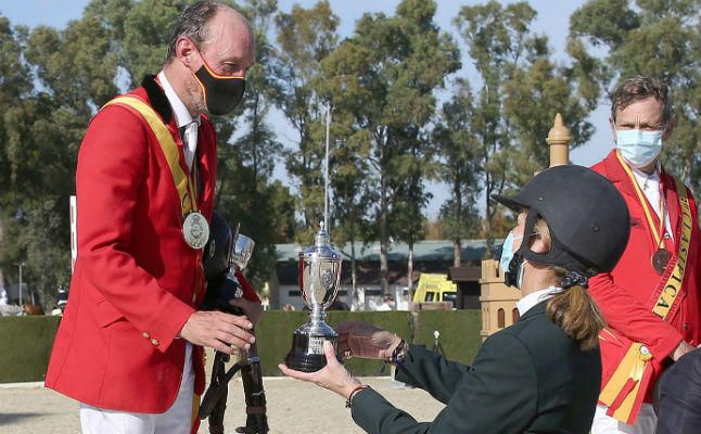 Iván Rodrigáñez y Alejandro Álvarez-Contreras, campeones de España en el IV Campeonato de Veteranos de Saltos de Pineda