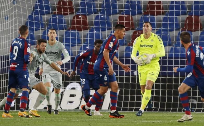 Los cambios que se esperan en enero en la portería del Betis