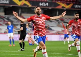 Una sorpresa y varias bajas en la lista del Granada ante el Betis