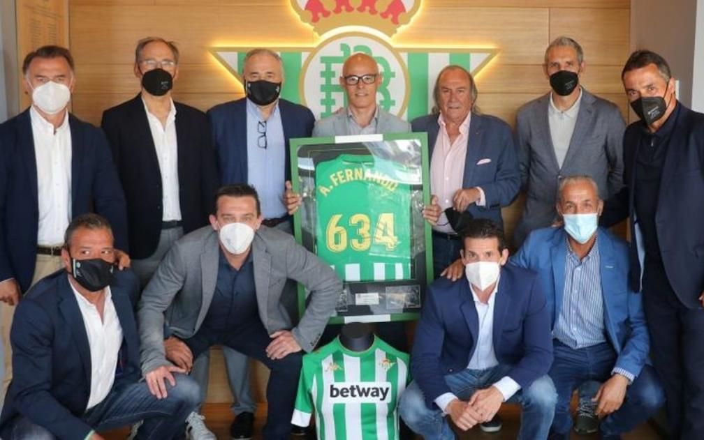 El Betis ensalza a otro de sus históricos