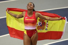 Ana Peleteiro gana el bronce con doble récord de España