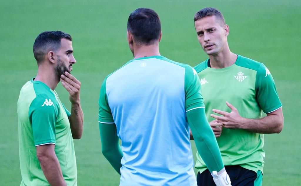 Canales, gran ausencia en el entrenamiento del Betis