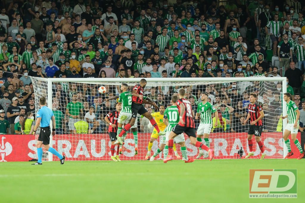 Real Betis-Bayer Leverkusen (1-1): Sufrimiento, reacción y tablas en un pulso frenético