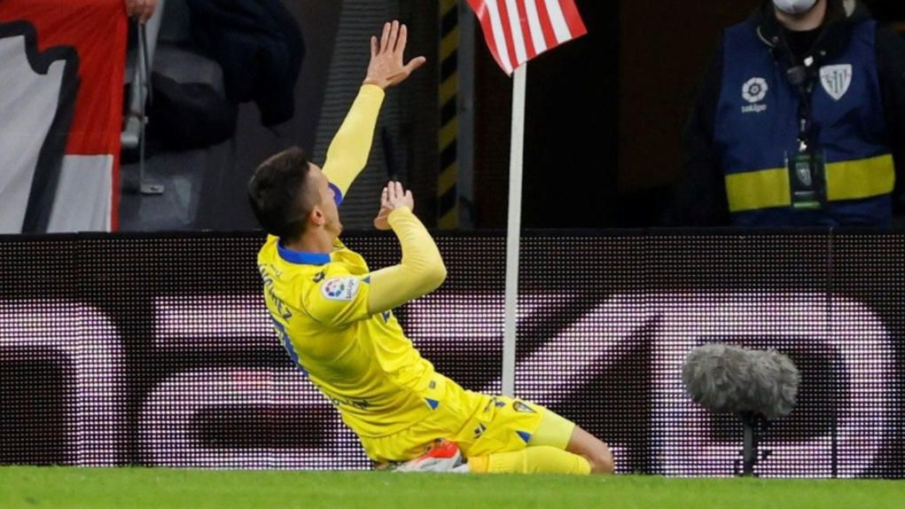 Athletic 0-1 Cádiz: Salvi da alas a un Cádiz que sale de descenso