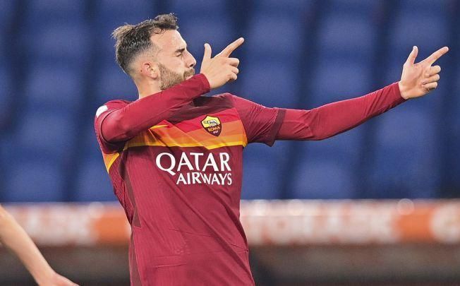 Frena su fichaje y se pone a tiro de Sevilla y Betis