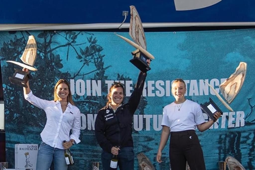 La sevillana Blanca Alabáu, en el podio mundial de la clase Foil