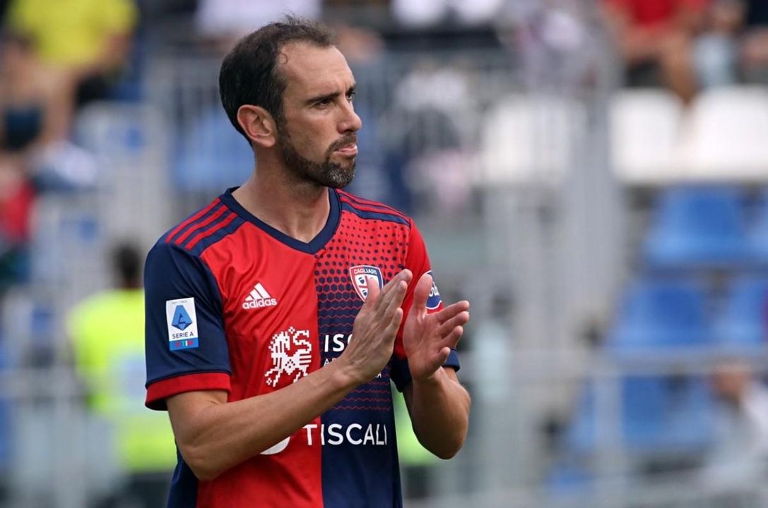 Crece la puja por Godín, en 10 días elegirá destino: "Me voy"