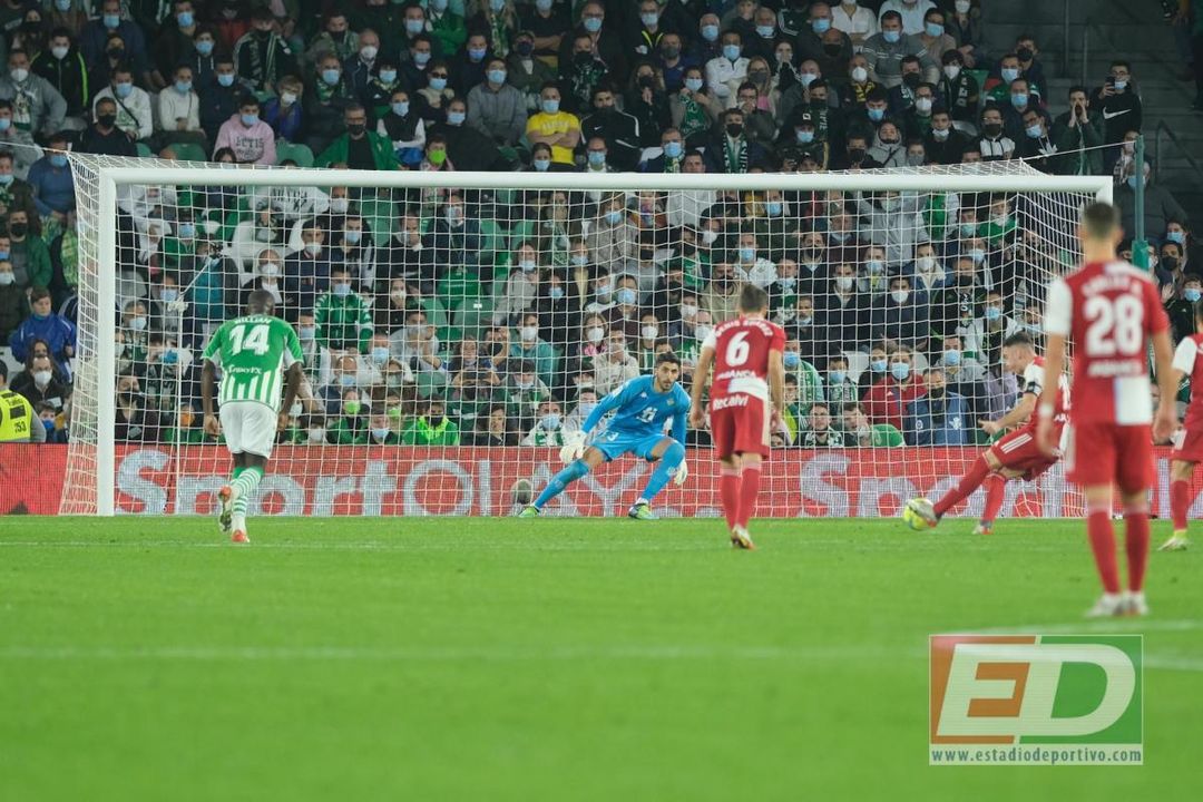 El Betis, con un récord frustrado antes del 'Tourmalet'