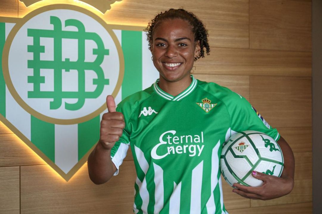 La nigeriana Roosa Ariyo, nueva jugadora del Betis Féminas