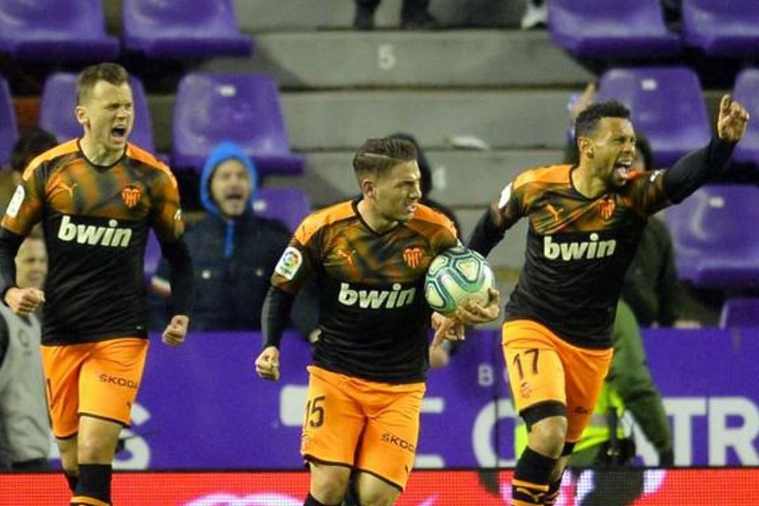 Manu Vallejo se marcha a China y no deja ni un euro en las arcas del Cádiz