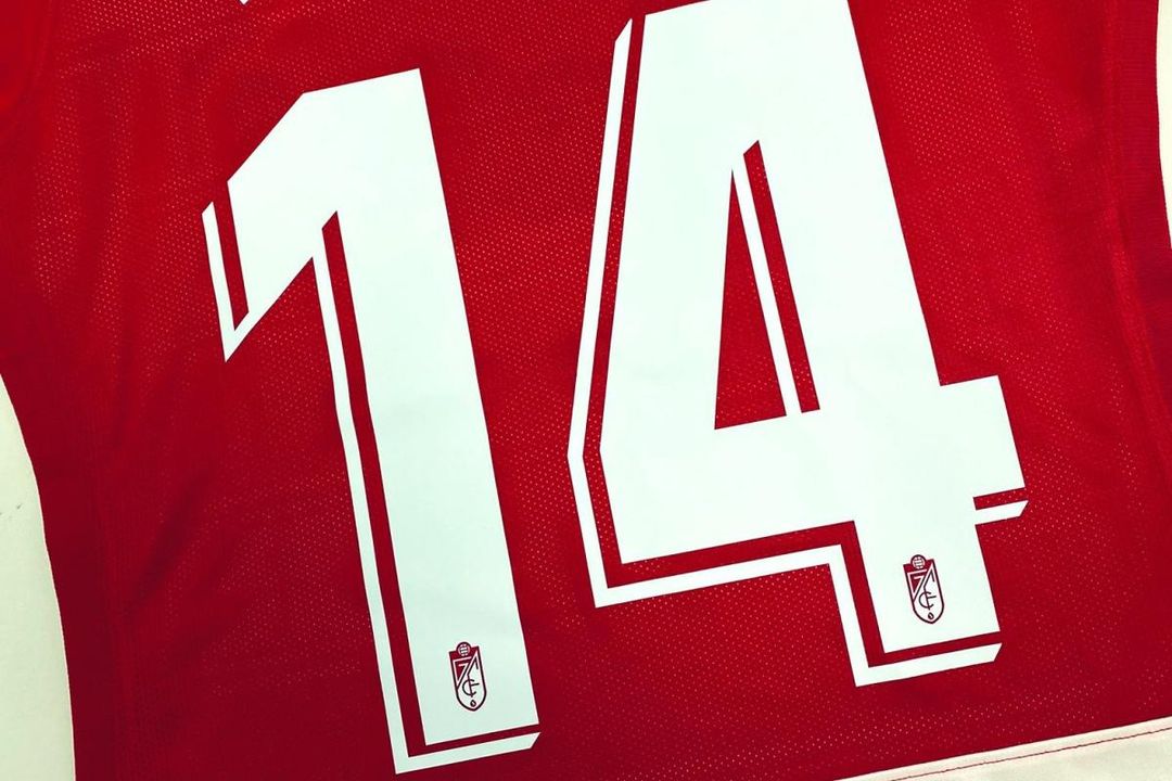 Los dorsales de los últimos fichajes del Granada