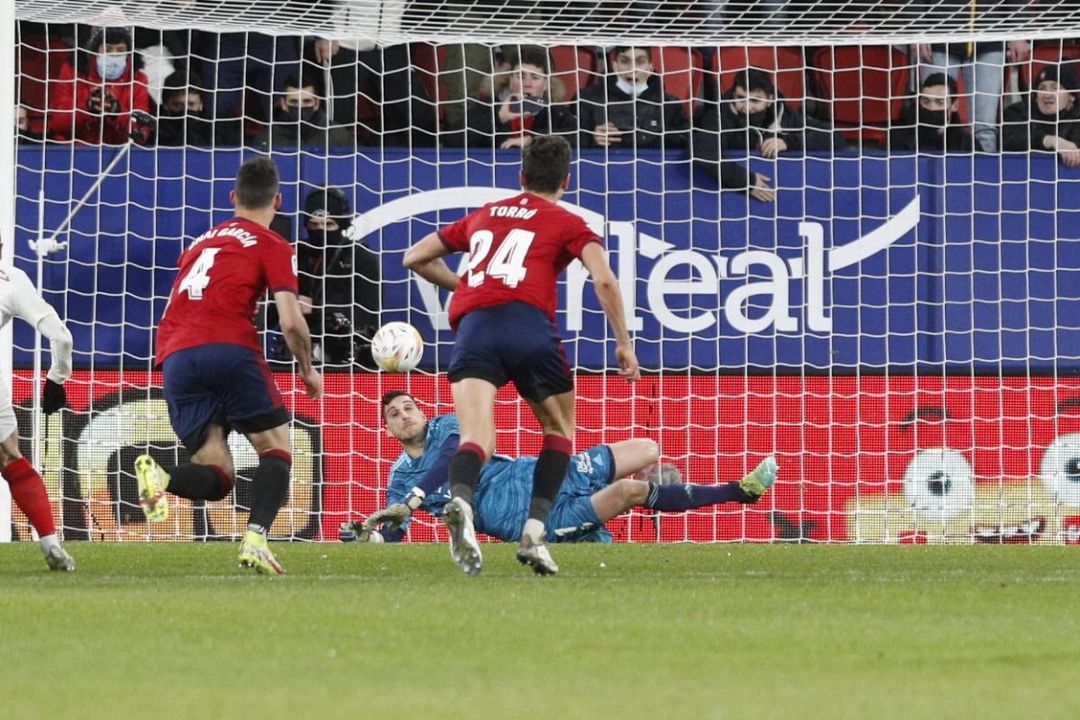 Osasuna-Sevilla FC (0-0): Sergio Herrera prolonga el atasco nervionense