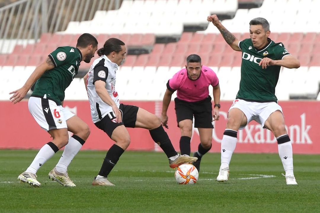2-0: El Sevilla Atlético vence al Castellón y mantiene su buen rumbo