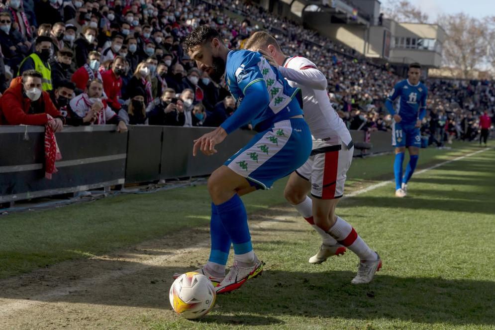 Declaran de alto riesgo el Rayo-Betis de semifinales de Copa, pero las aficiones se mezclarán en las gradas de Vallecas