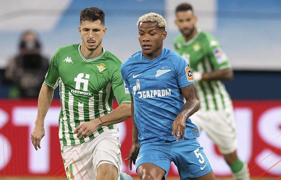 Guido Rodríguez celebra su gol y el 2-3, pero avisa de que "esto no está cerrado todavía"