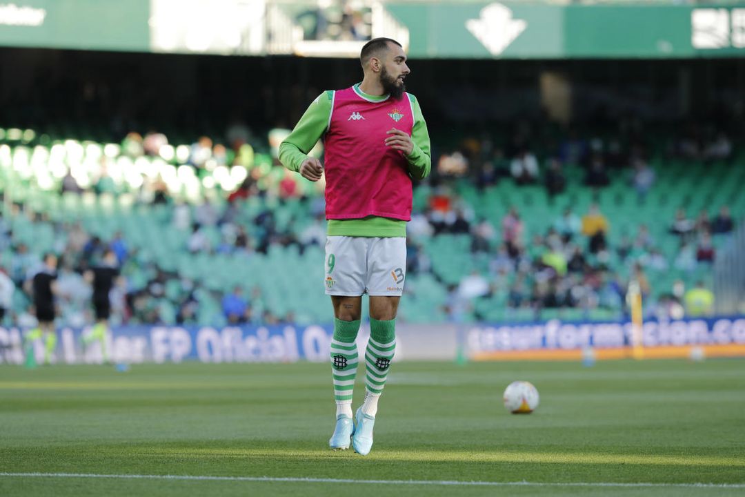 Borja Iglesias, sobre el Eintracht: "Nos vemos capacitados para competir de tú a tú contra cualquiera"