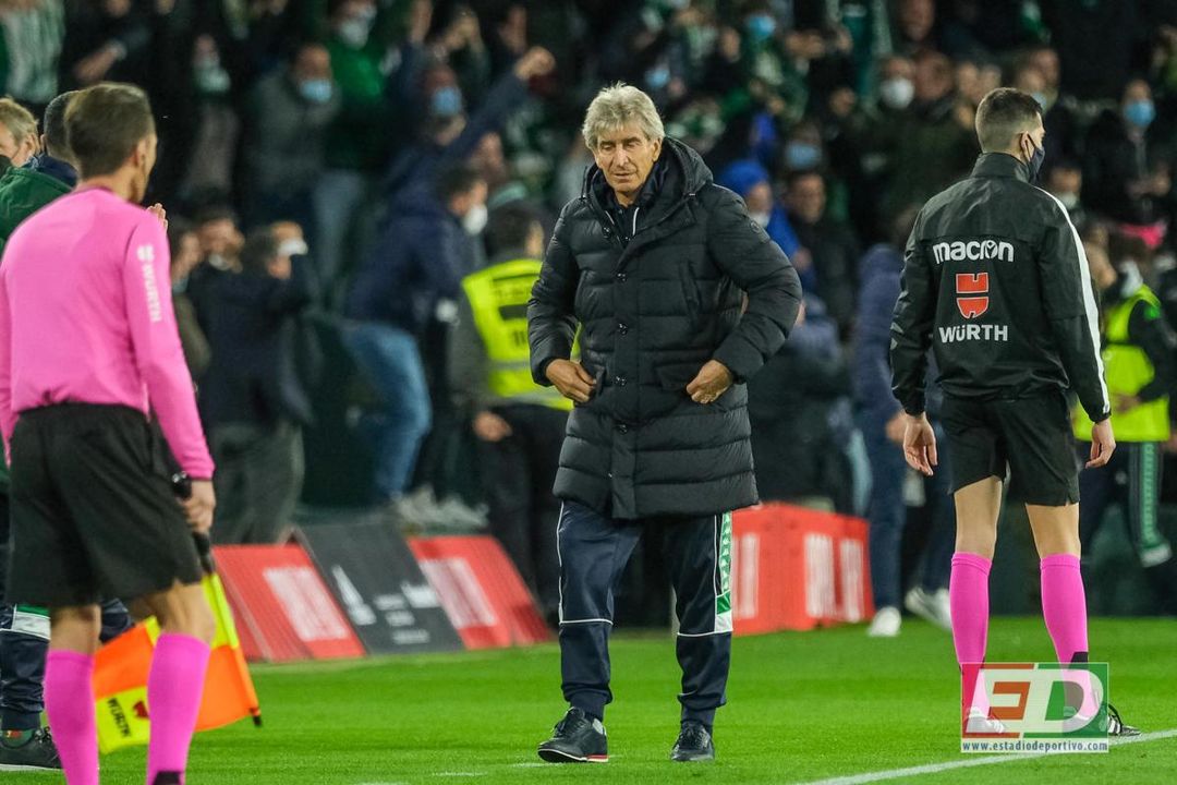Pellegrini, feliz por hacer historia con el Betis: "17 años sin ganar un título son muchos"