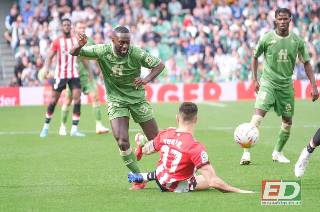 El Betis se queda sin nueve hombres