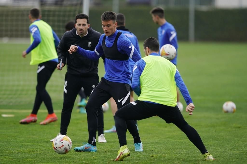 La convocatoria del Granada para medirse al Sevilla FC