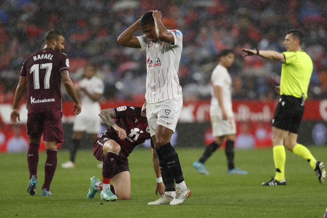 Martial sí, pero con matices
