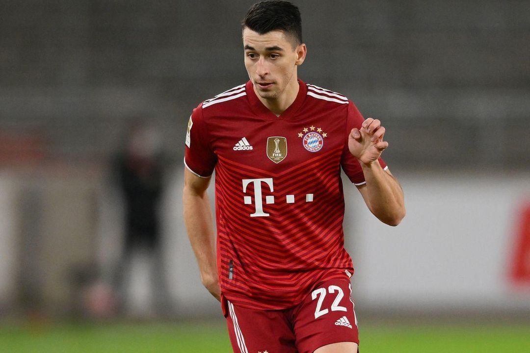 El Bayern y Marc Roca, en sintonía para resolver su futuro