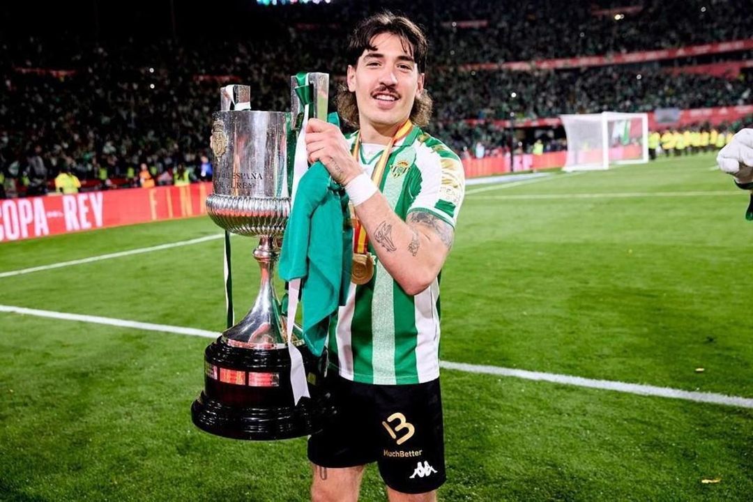 Bellerín, entre su amor al Betis y la 'pasión italiana'