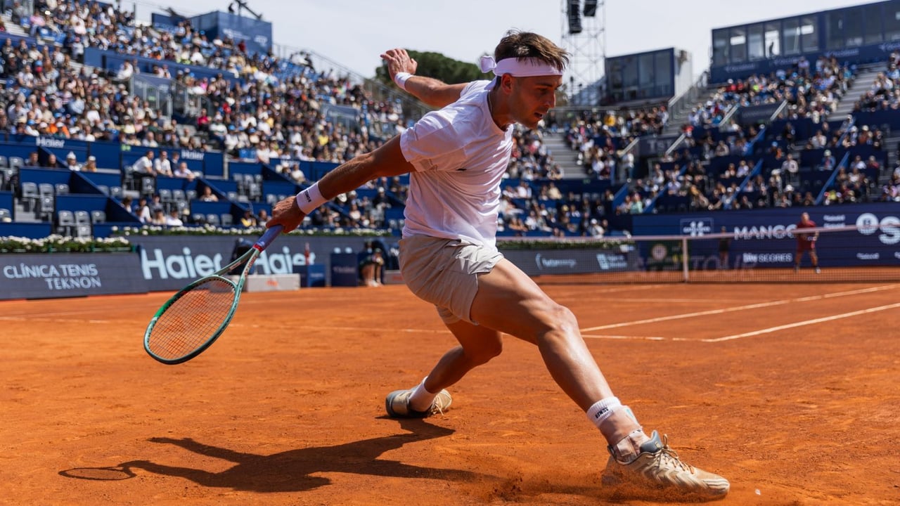 Primer KO de un favorito en el Conde de Godó 2026