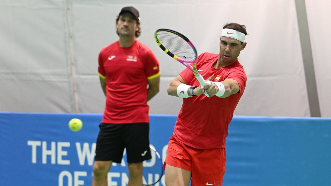 Rafa Nadal da su primer paso en la Copa Davis