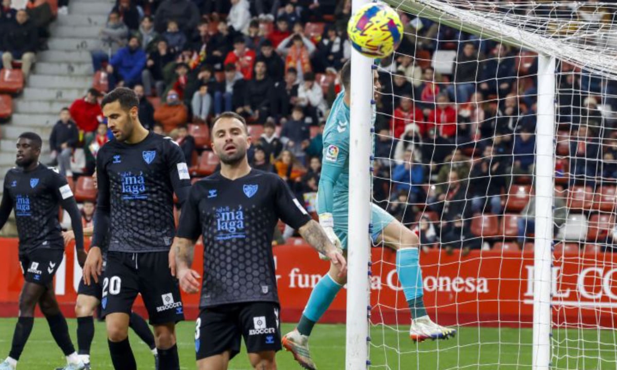 Sporting 0-0 Málaga: La era Pellicer arranca con un punto