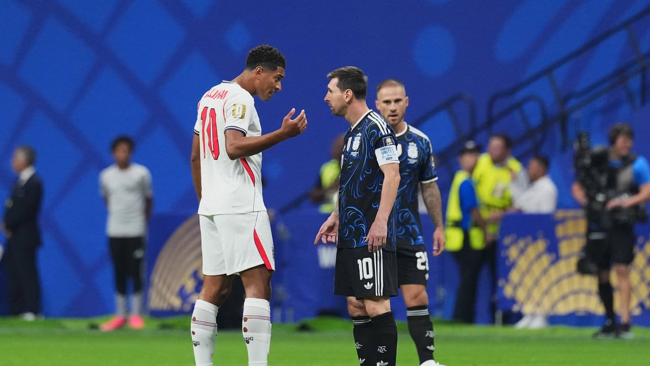Bellingham se pronuncia por el tenso cara a cara con Messi en el Inglaterra - Argentina