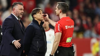 El Sevilla logra reducir la sanción a Almeyda pero quiere más y "agotará todas las vías jurídicas"