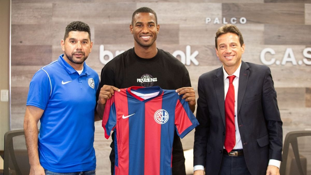 El Betis pregunta por un central y San Lorenzo responde