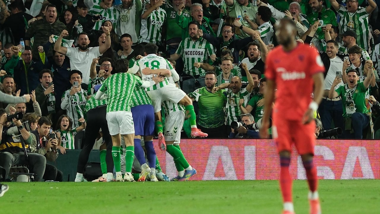 Betis 2-1 Sevilla: Otra remontada, esta vez en El Gran Derbi, para confirmar el viento a favor