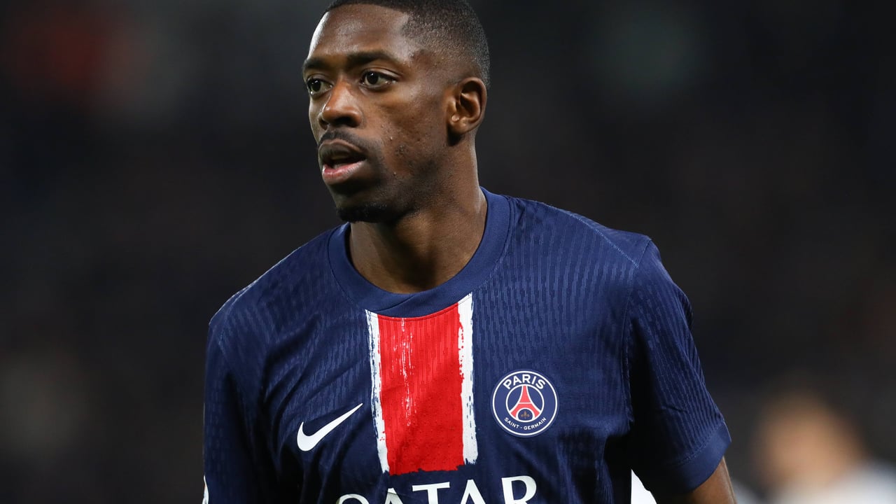 Dembélé lanza un dardo