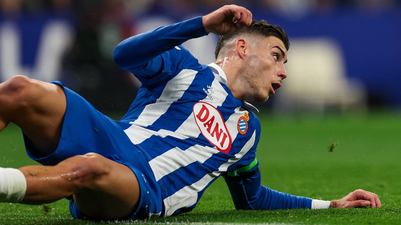 Roberto Fernández, entre dos aguas