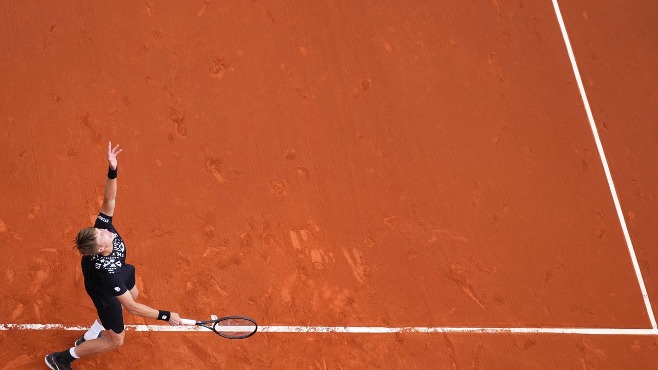 Los tenistas deberán pagar 5.000 euros para salir de Emiratos Árabes en pleno conflicto de Oriente Medio