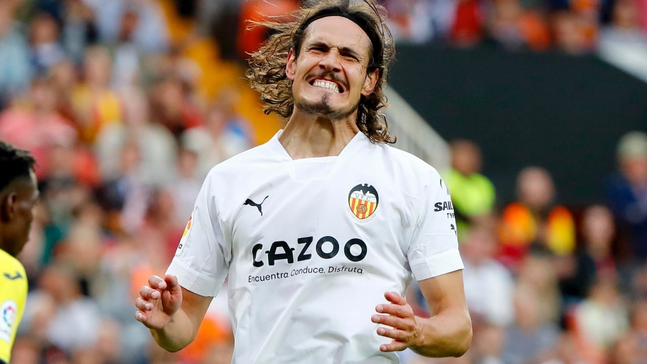 El adiós de Cavani sufre un tremendo vuelco