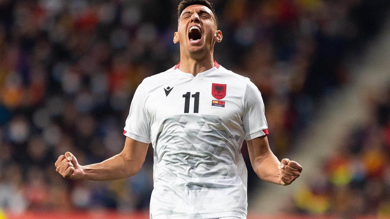 Uzuni sigue de dulce: golazo con Albania para reivindicarse