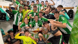 La última maravilla de Tiago Polo, jovencísimo canterano que invita al Betis a frotarse las manos