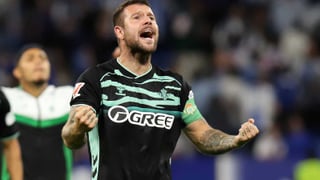 Aitor Ruibal pide al Betis "un contrato vitalicio" y al equipo, un paso adelante: "Es el momento" 